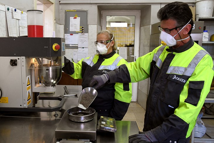 Mass antigen testing and voluntary health insurance policies for all Calucem employees